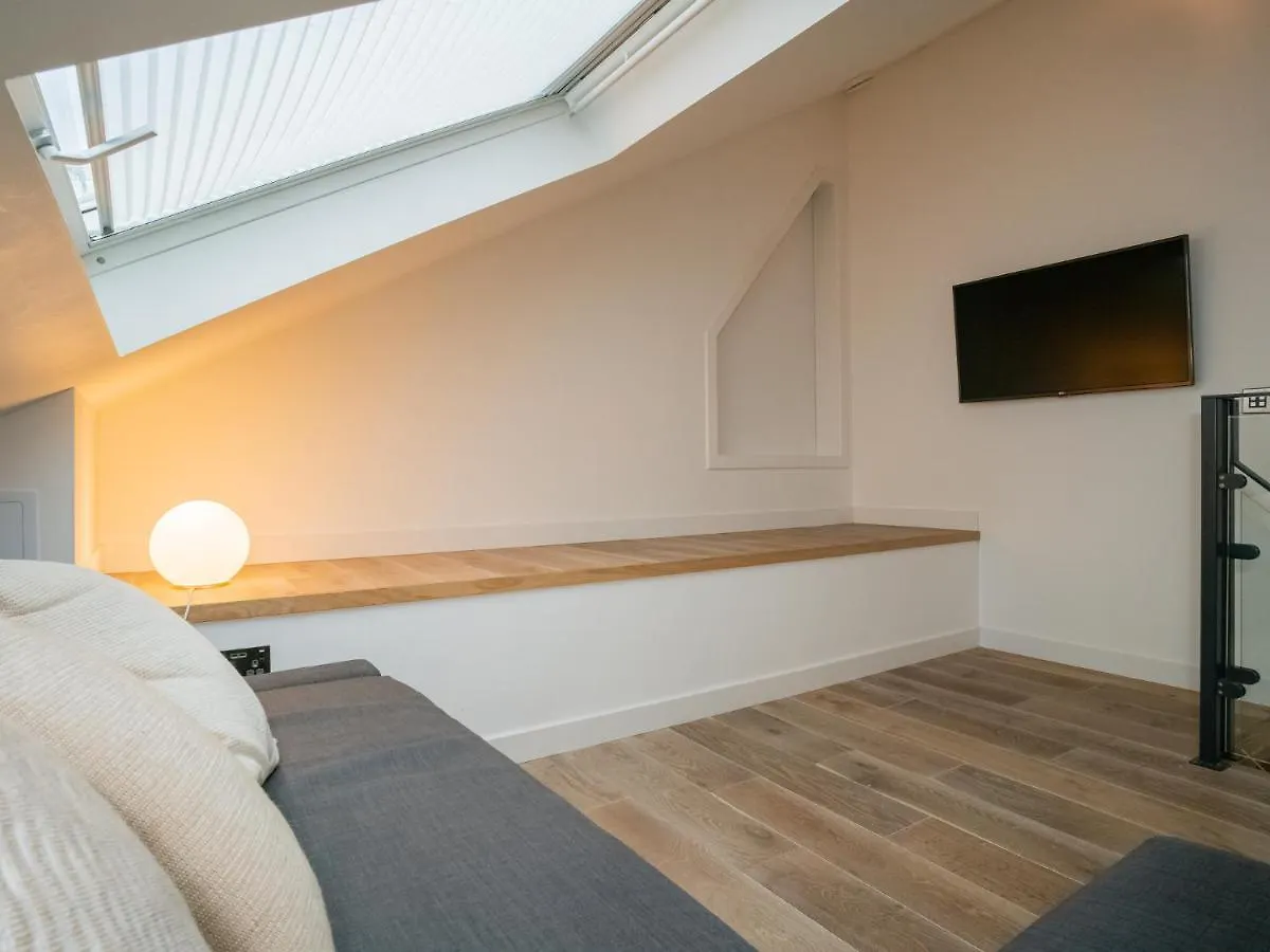 Pass The Keys Stunning 3 Bed Loft Style Apt With Free Parking Εδιμβούργο 0*,  Ηνωμένο Βασίλειο